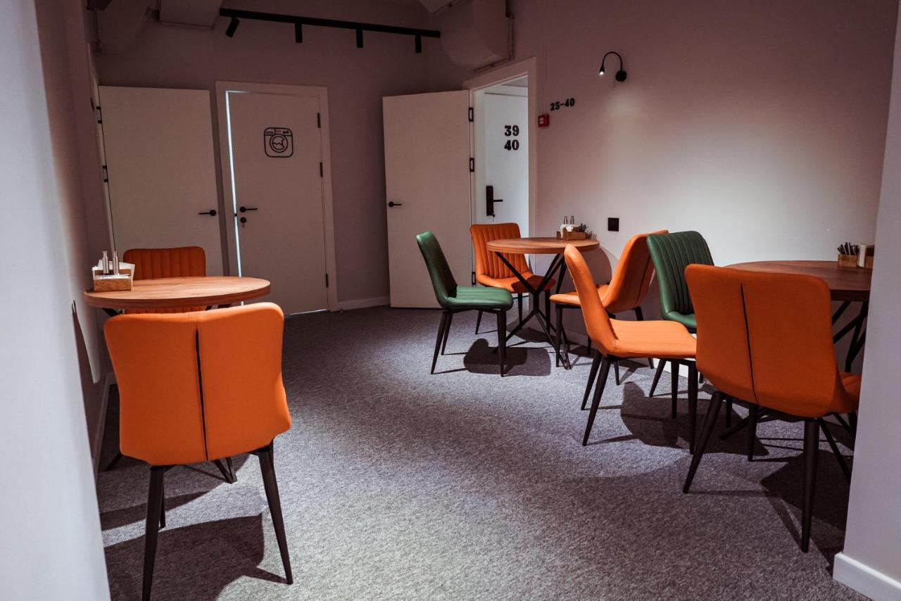 Aiva Hostel Бішкек Екстер'єр фото